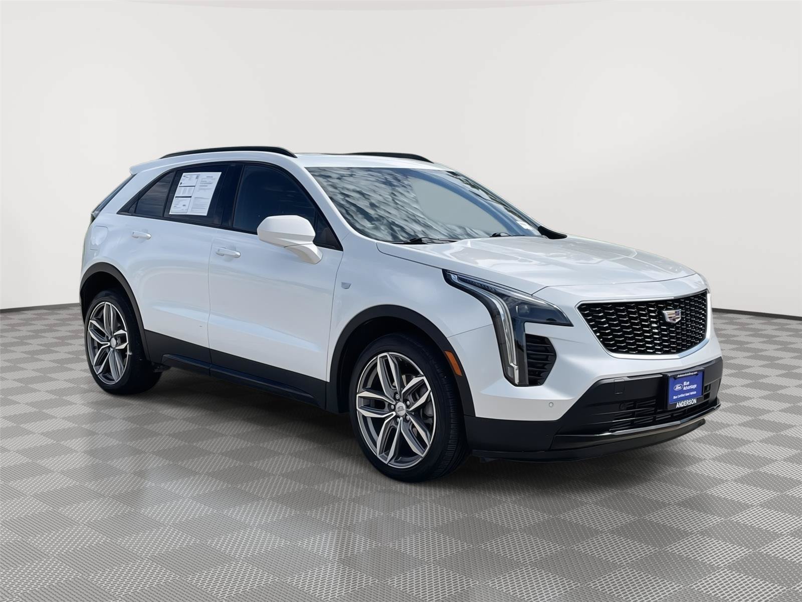Used 2020 Cadillac XT4 Sport w/ Cold Weather Package AWD/4WD image 5