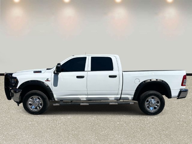 Used 2024 RAM 2500 Tradesman w/ Chrome Appearance Group AWD/4WD image 8