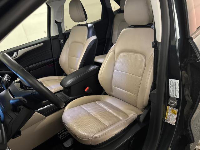 Certified 2022 Ford Escape SEL w/ Technology Package image 17