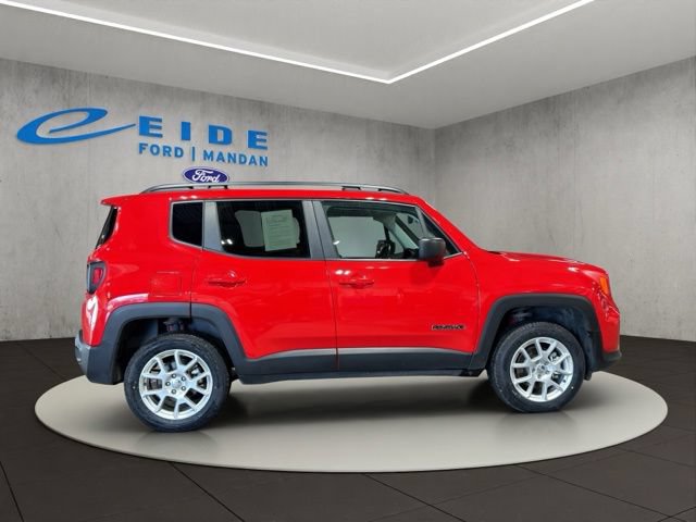 Used 2023 Jeep Renegade Latitude w/ Premium Group AWD/4WD image 14