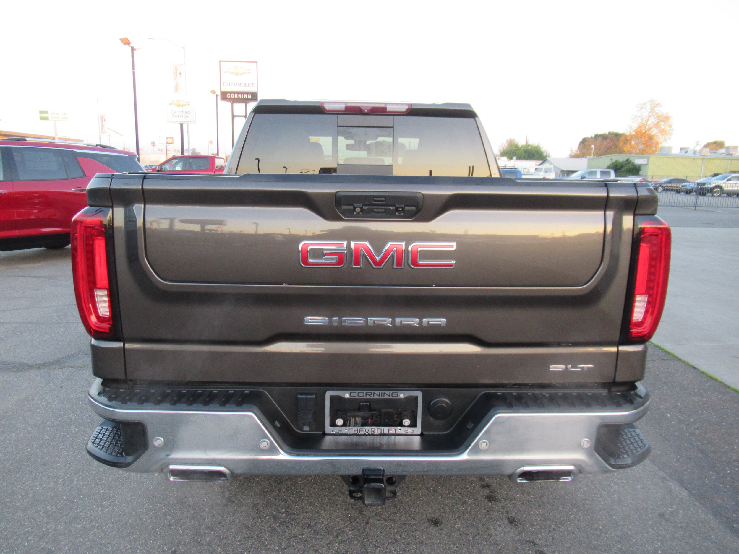 Used 2020 GMC Sierra 1500 SLT w/ SLT Premium Plus Package AWD/4WD image 9