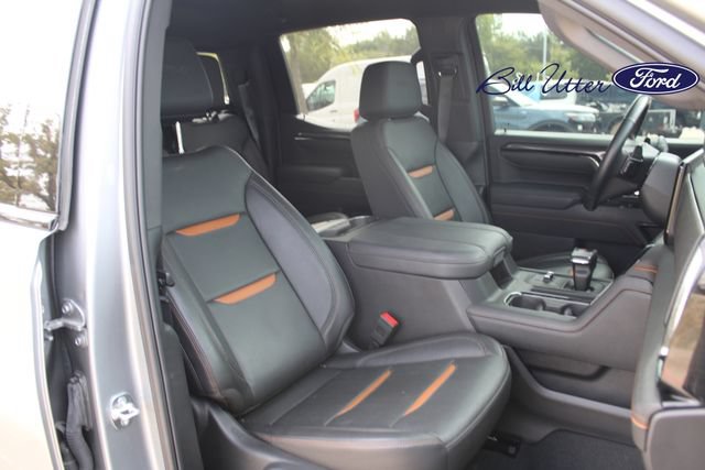 Used 2025 GMC Sierra 1500 AT4 w/ AT4 Premium Package AWD/4WD image 12