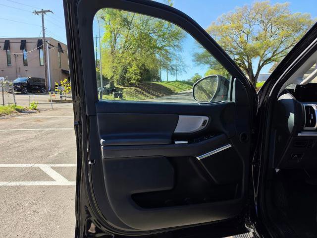 Certified 2025 Ford Expedition Active image 20