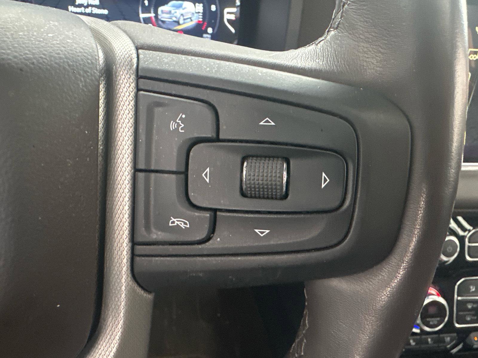 Used 2024 GMC Yukon XL Denali w/ Denali Reserve Package AWD/4WD image 19