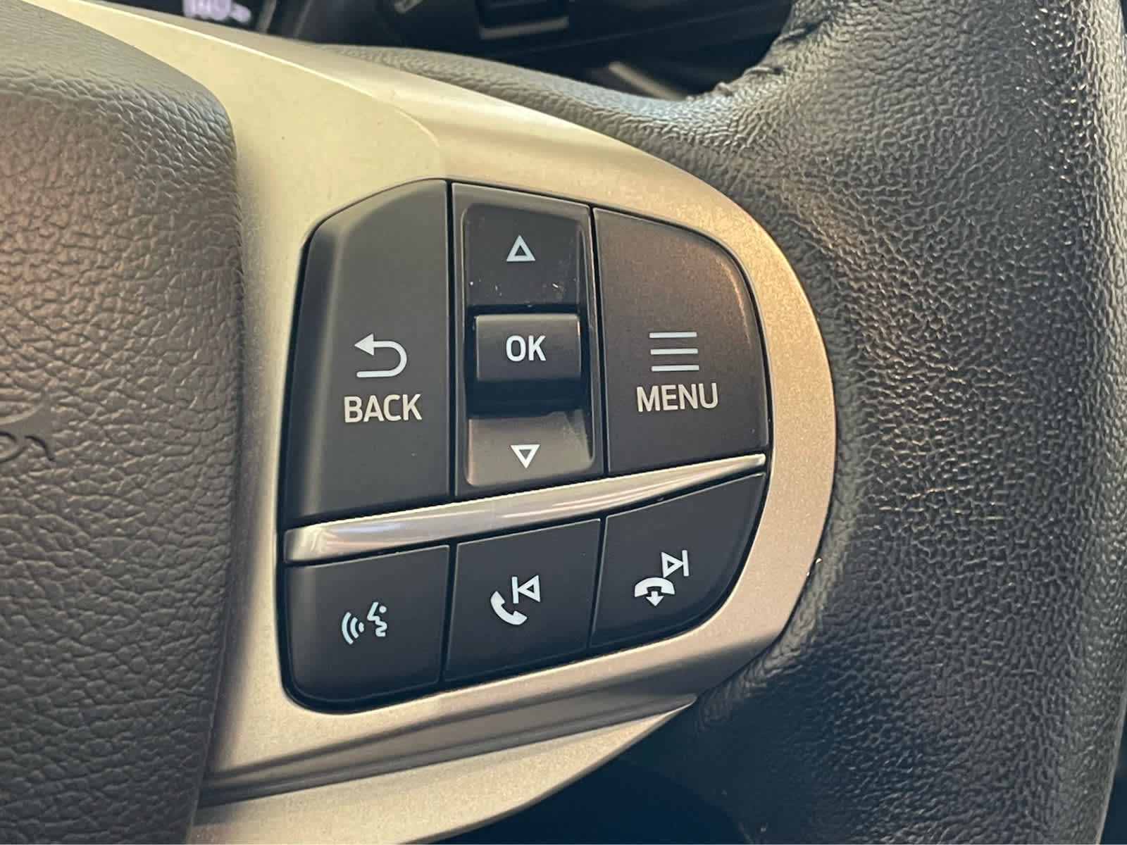 Certified 2022 Ford Explorer Limited w/ Equipment Group 301A AWD/4WD image 24