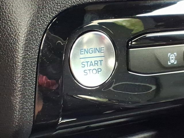 Certified 2024 Ford Escape ST-Line w/ Tech Pack #1 AWD/4WD image 18