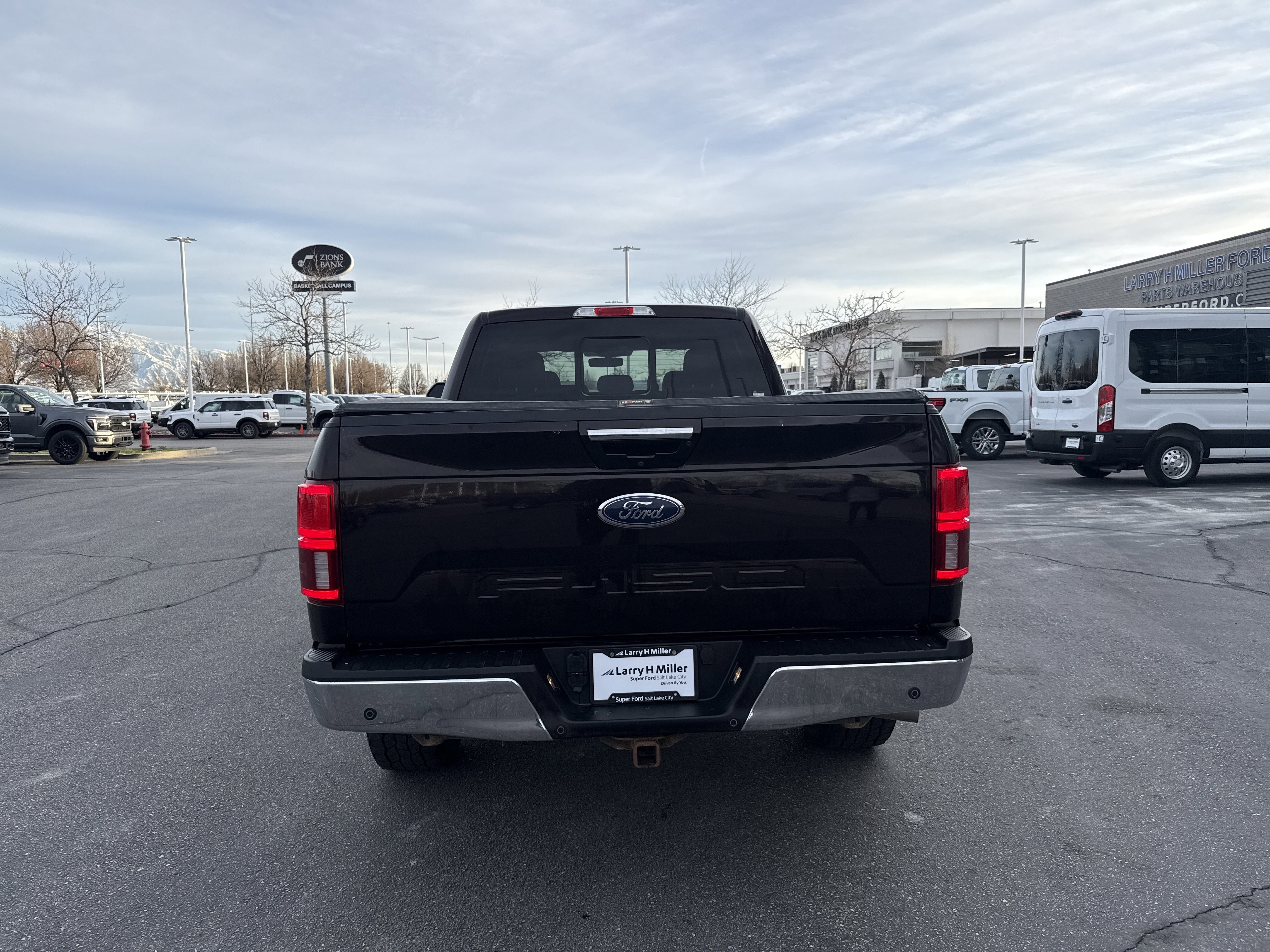 Certified 2019 Ford F150 Lariat w/ Equipment Group 502A Luxury image 4