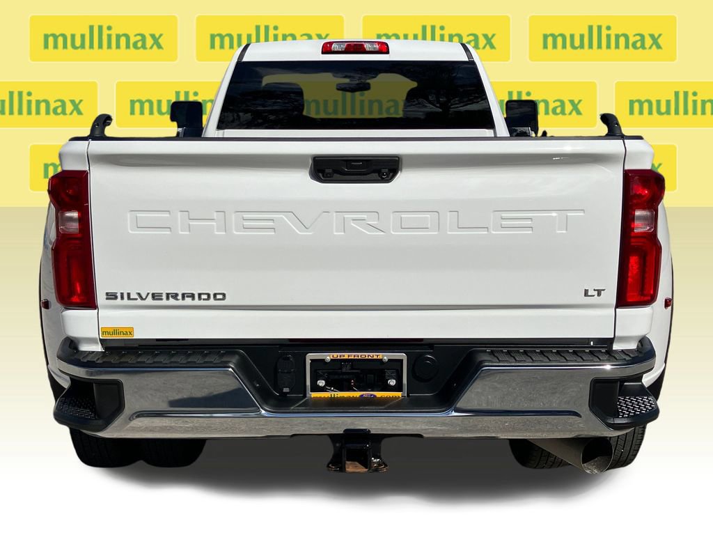 Used 2022 Chevrolet Silverado 3500 LT w/ Convenience Package image 4