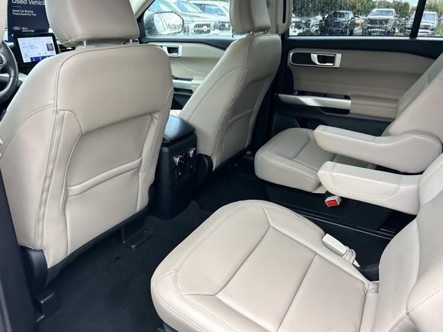Certified 2023 Ford Explorer XLT w/ Equipment Group 202A AWD/4WD image 18