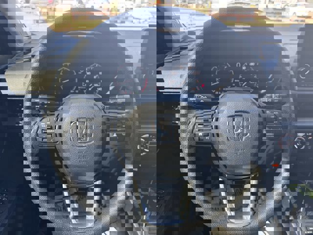 Used 2025 Honda CR-V EX image 8