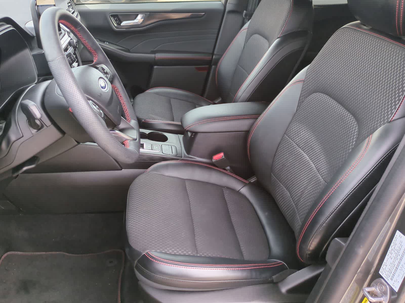Certified 2023 Ford Escape ST-Line AWD/4WD image 16