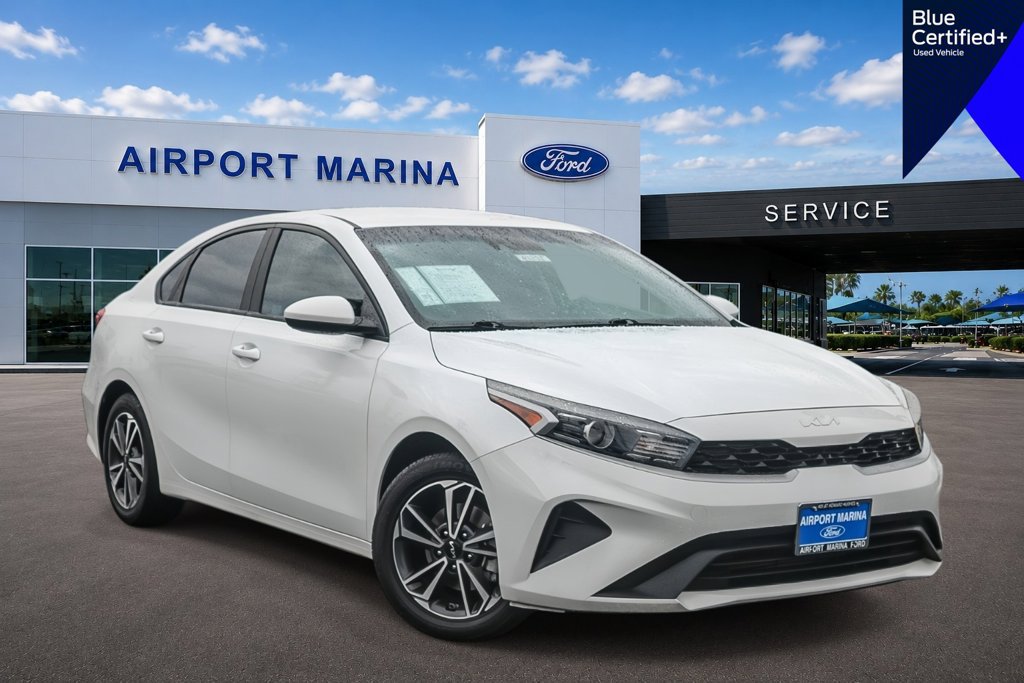 Used 2022 Kia Forte LXS FWD image 1