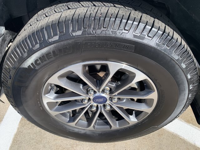 Certified 2018 Ford F150 XLT w/ Equipment Group 302A Luxury AWD/4WD image 16