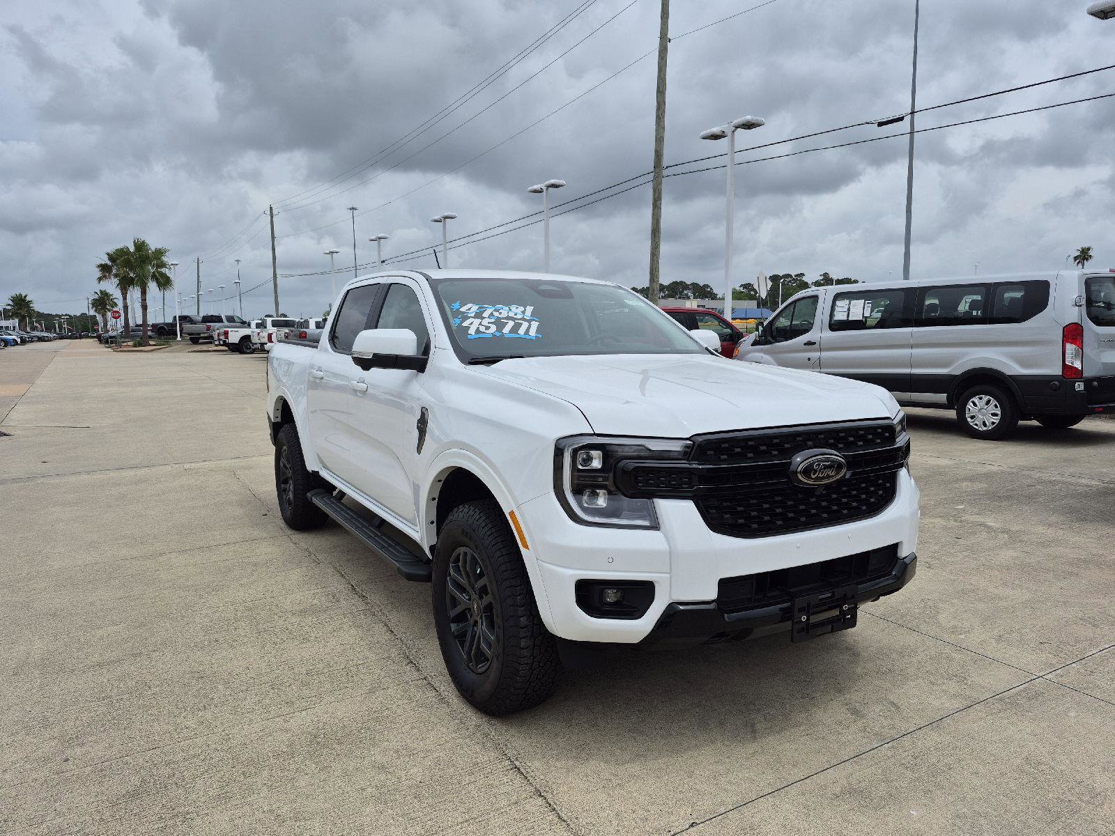 Certified 2025 Ford Ranger Lariat w/ FX4 Off-Road Package AWD/4WD image 19