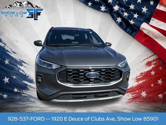 Certified 2025 Ford Escape ST-Line Select AWD/4WD image 2