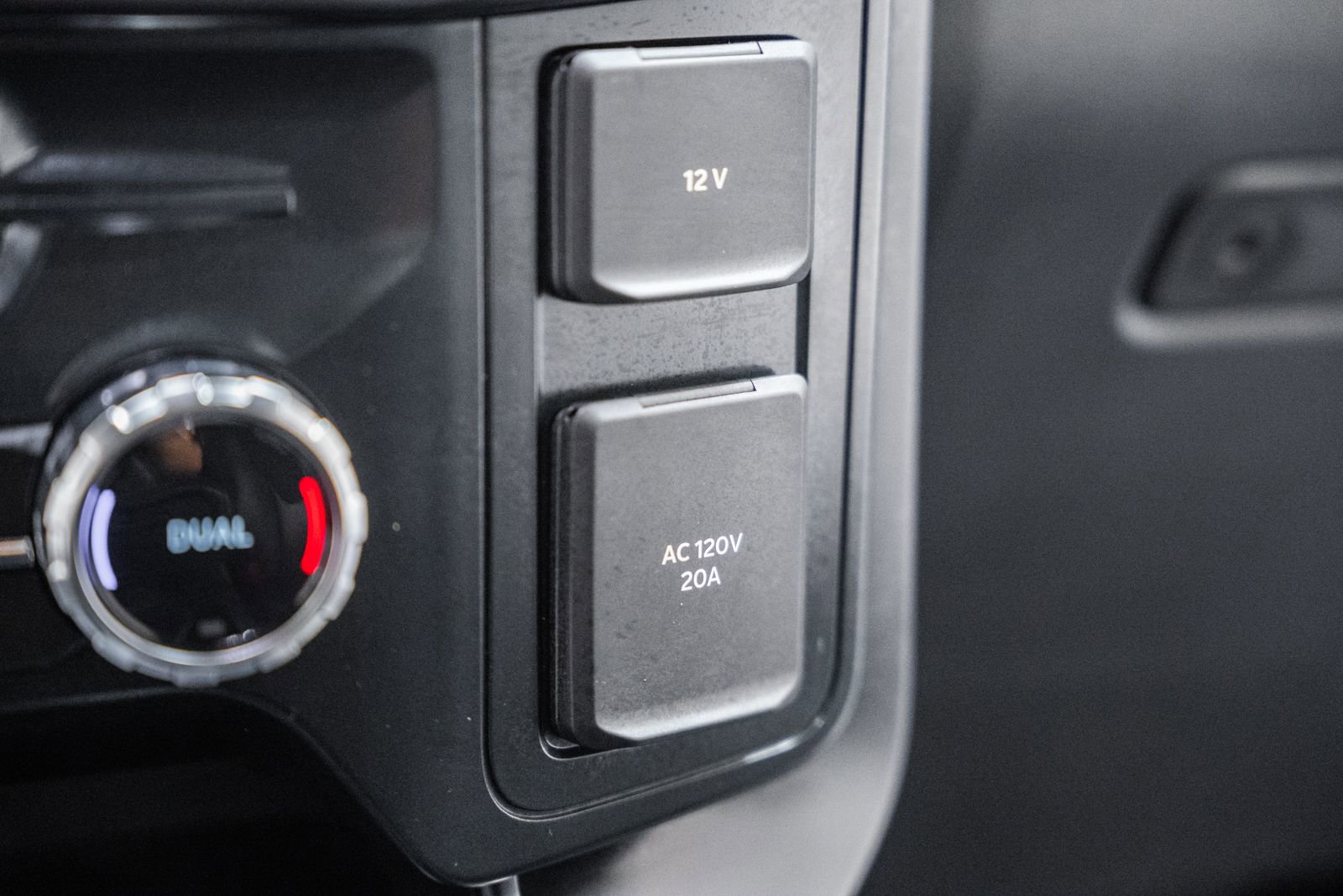 Certified 2025 Ford F150 Raptor image 34