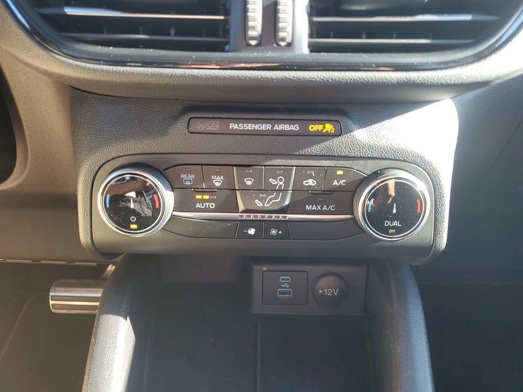 Certified 2023 Ford Escape ST-Line image 29