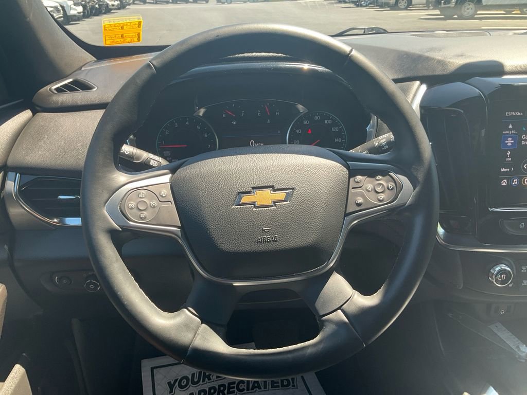 Used 2023 Chevrolet Traverse LT image 21