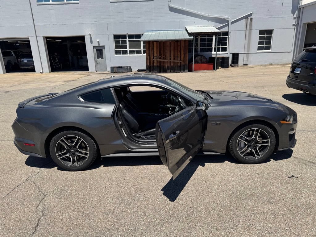 Certified 2018 Ford Mustang GT Premium RWD image 8