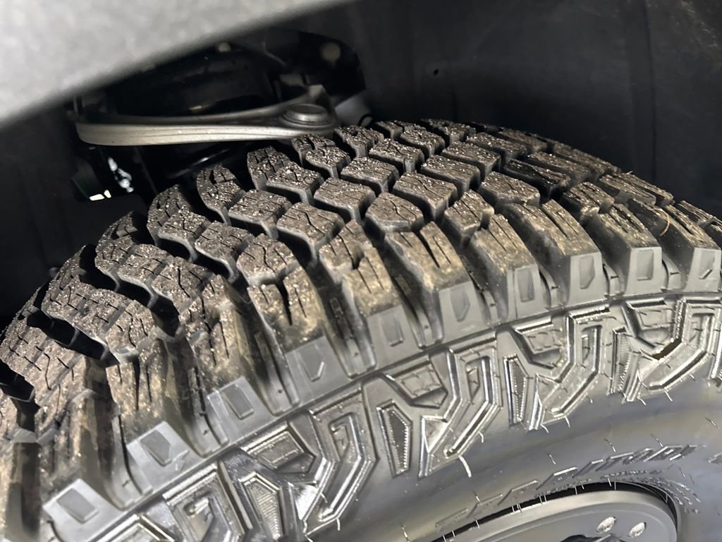 Certified 2022 Ford Bronco Big Bend w/ Sasquatch Package image 31