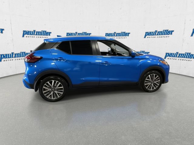 Used 2021 Nissan Kicks SV FWD image 12