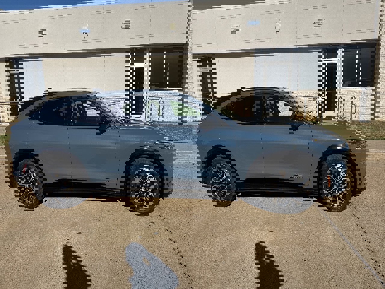 Certified 2023 Ford Mustang Mach-E Premium image 4