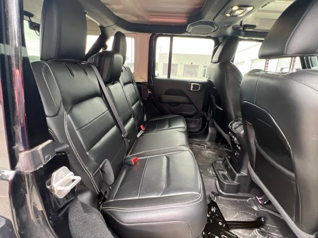 Used 2021 Jeep Wrangler Unlimited Sahara AWD/4WD image 22