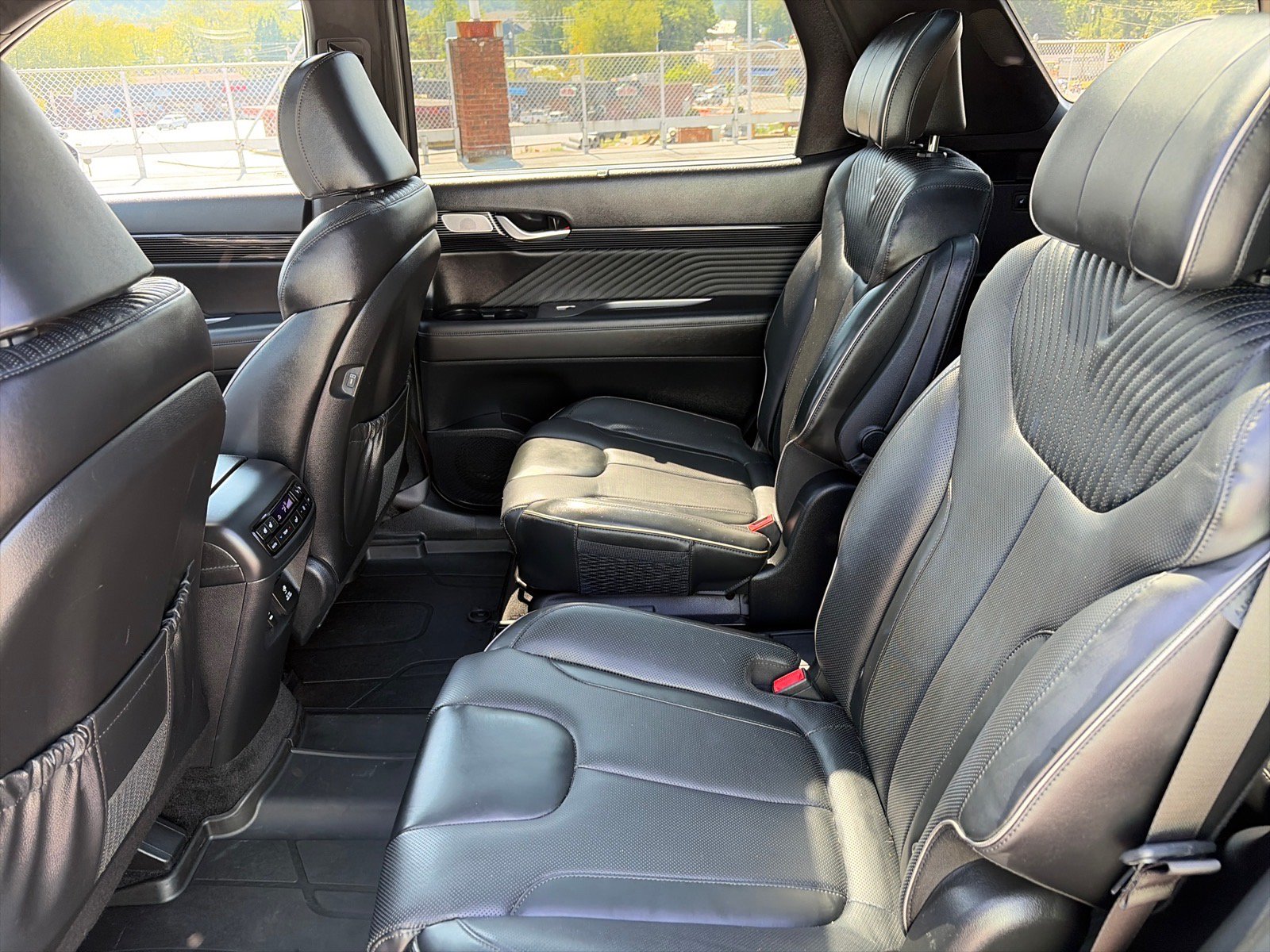 Used 2024 Hyundai Palisade Calligraphy AWD/4WD image 17