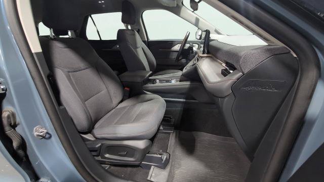 Certified 2025 Ford Explorer Active AWD/4WD image 17
