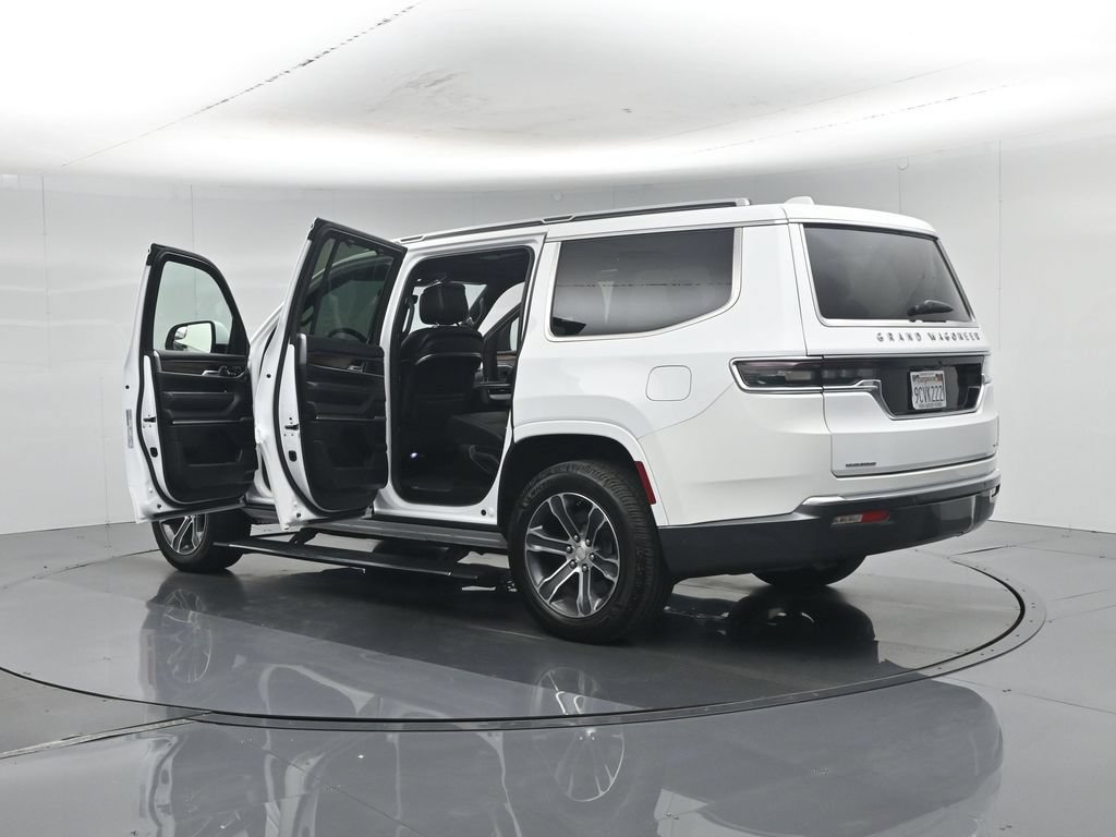 Used 2022 Jeep Grand Wagoneer Series I AWD/4WD image 41