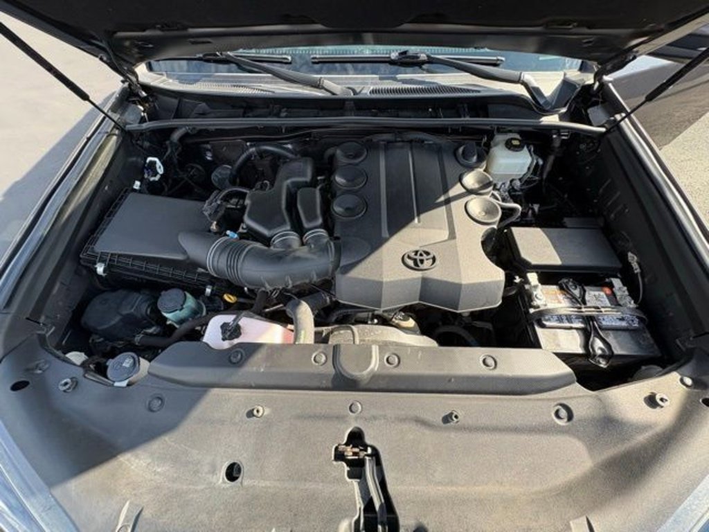 Used 2018 Toyota 4Runner Limited image 86