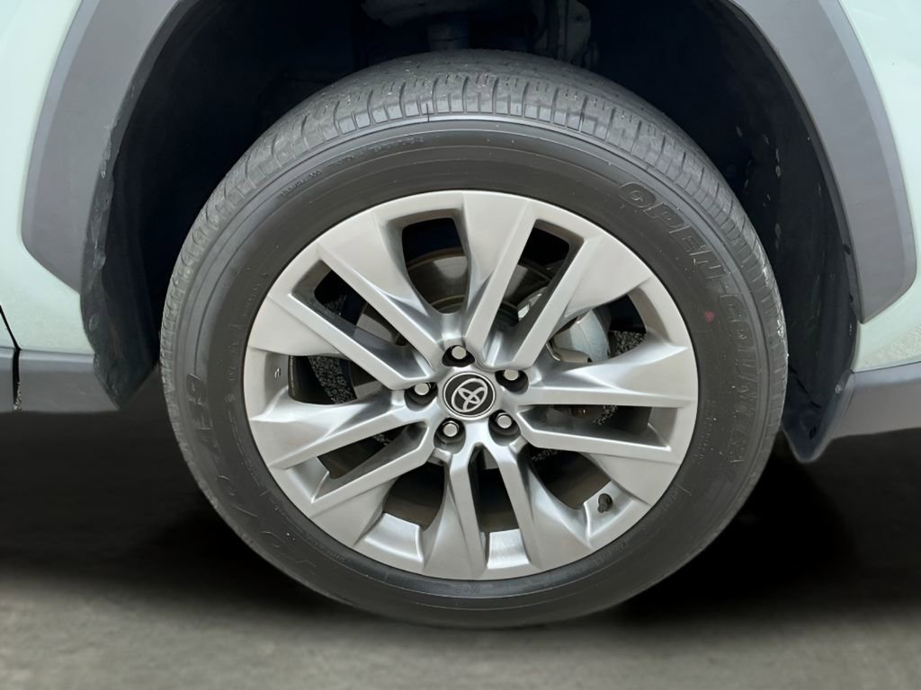 Used 2023 Toyota RAV4 XLE Premium FWD image 38