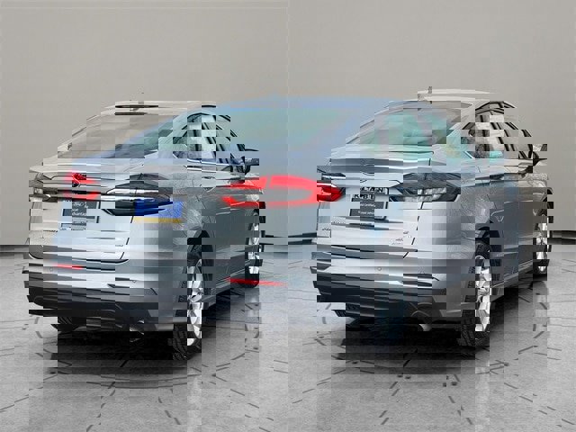 Certified 2020 Ford Fusion SE image 12