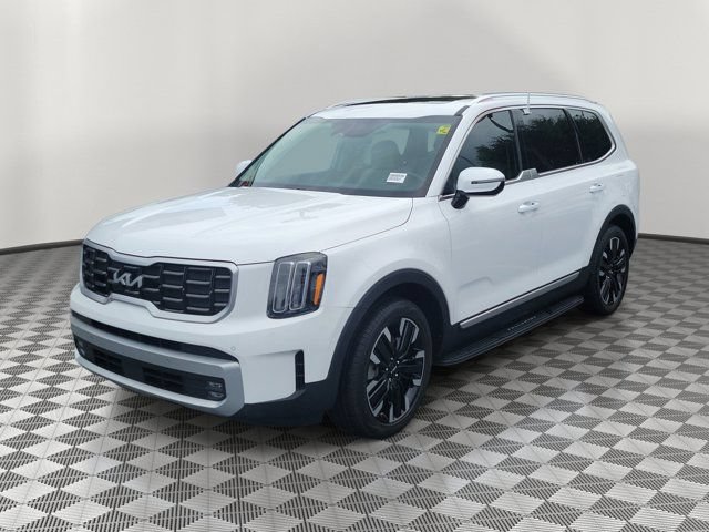 Used 2024 Kia Telluride SX FWD image 3