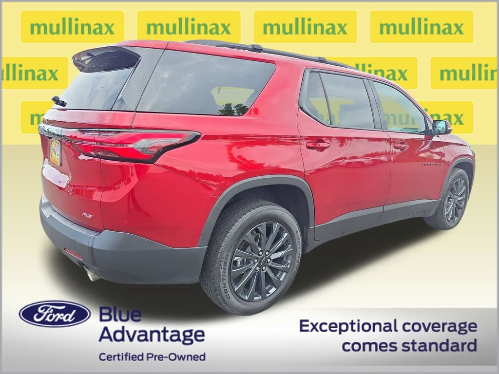 Used 2023 Chevrolet Traverse RS FWD image 3