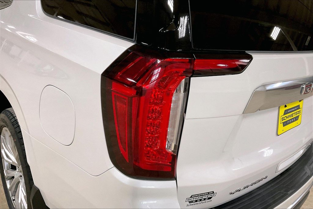 Used 2023 GMC Yukon Denali w/ LPO, Floor Liner Package AWD/4WD image 29