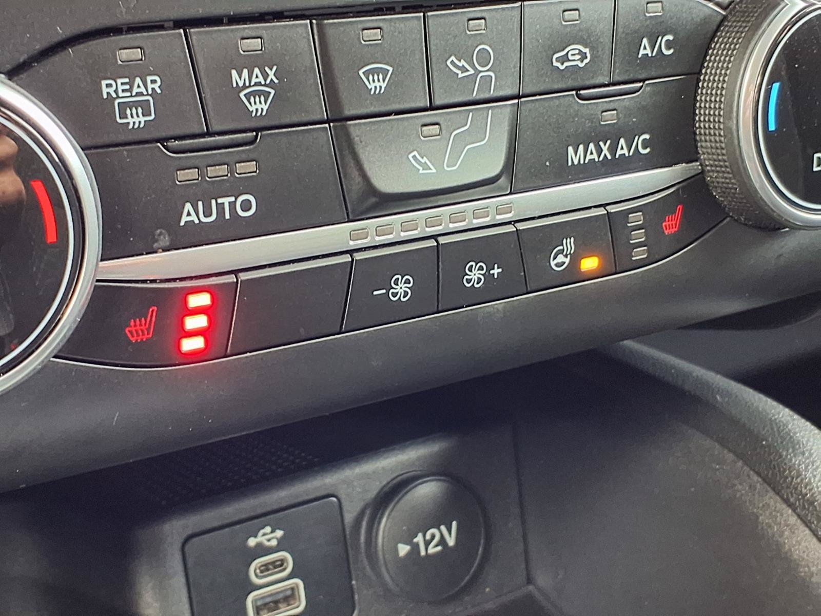 Certified 2024 Ford Escape Active AWD/4WD image 5