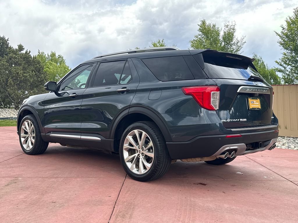 Certified 2023 Ford Explorer Platinum w/ Technology Package AWD/4WD image 6