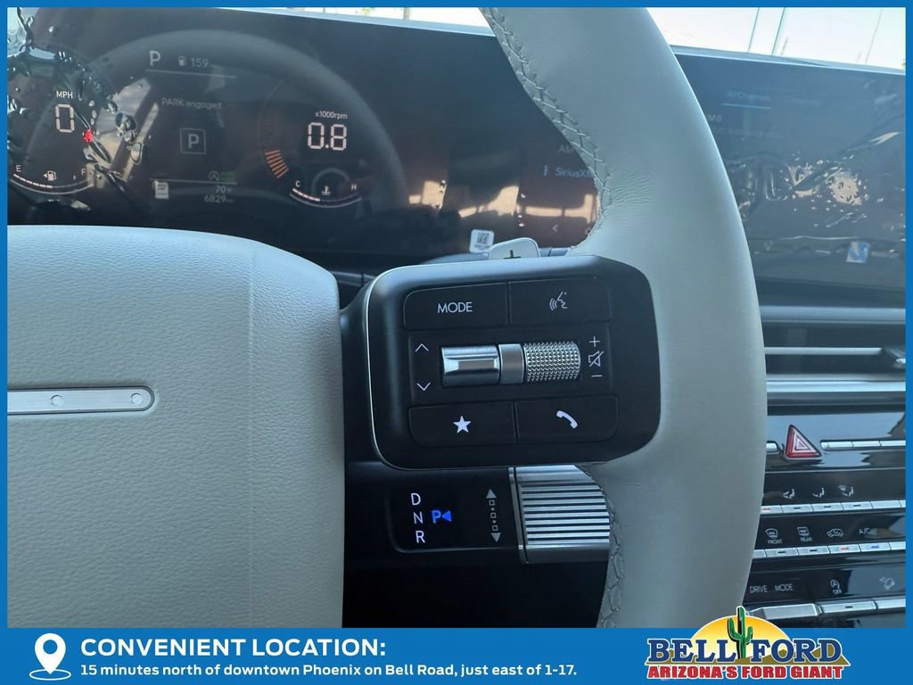 Used 2025 Hyundai Santa Fe SE image 28