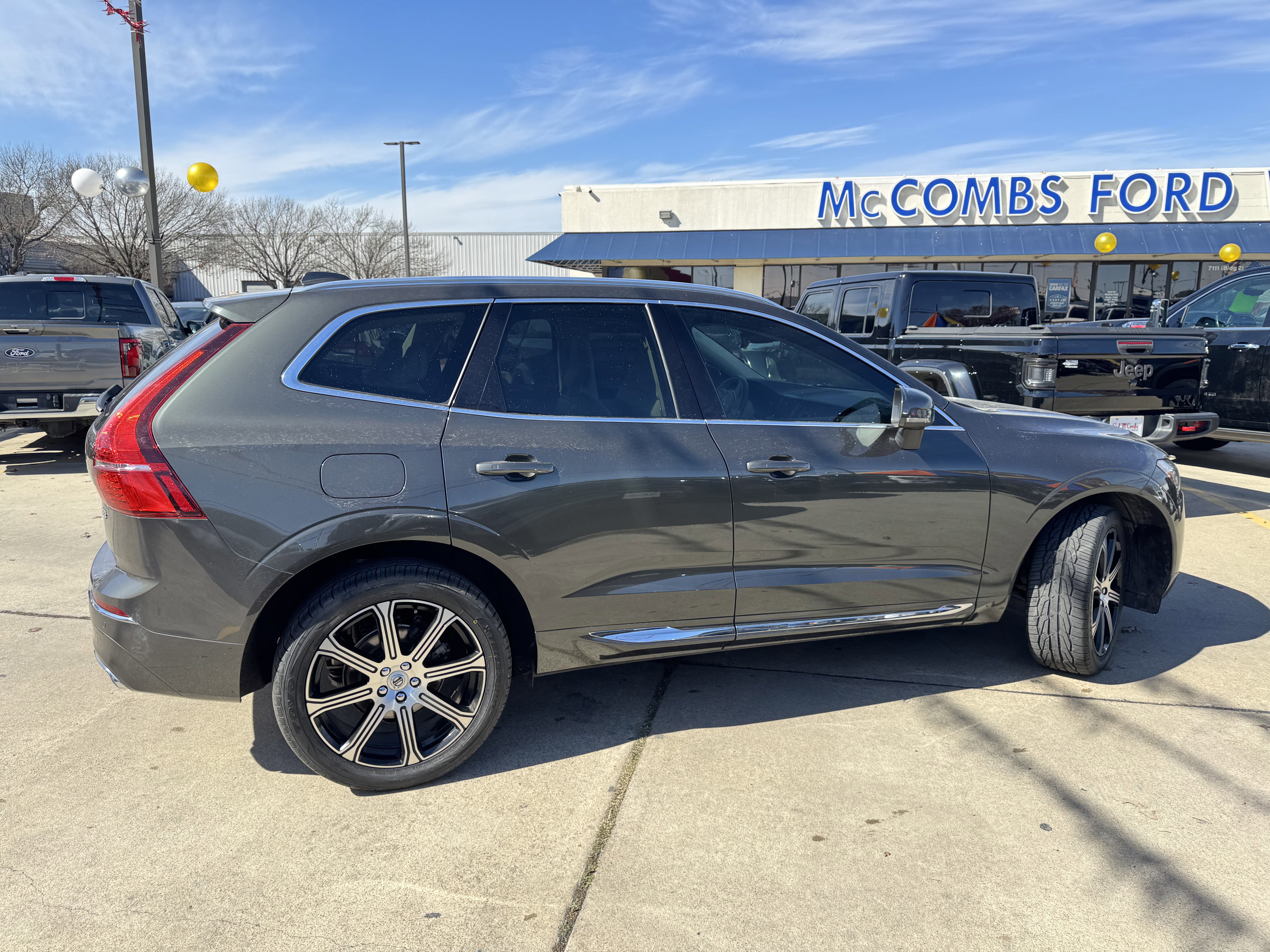 Used 2021 Volvo XC60 T5 Inscription image 4