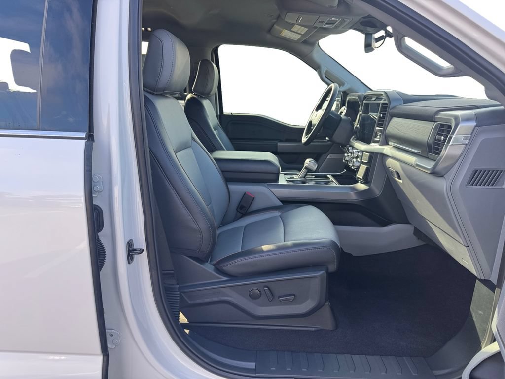Certified 2025 Ford F150 Lariat w/ Equipment Group 501A Mid AWD/4WD image 15