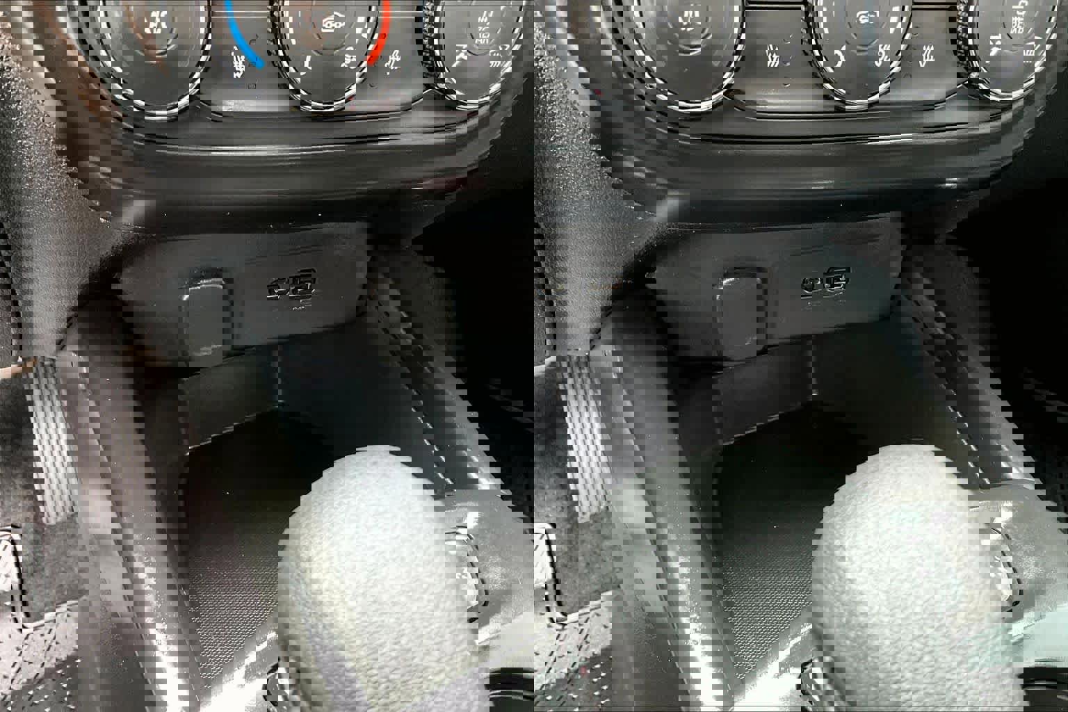 Used 2025 Chevrolet Trax RS w/ Driver Confidence Package image 35