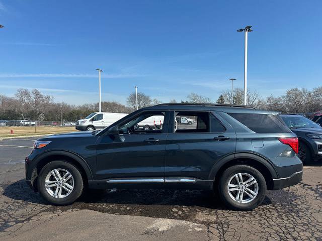 Certified 2023 Ford Explorer XLT w/ Equipment Group 202A image 5