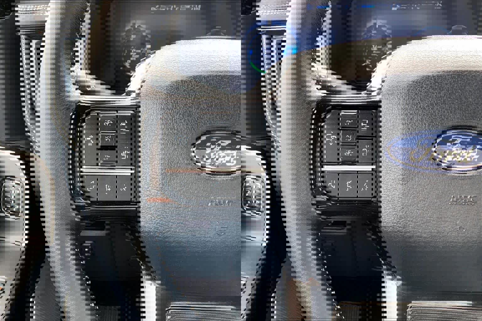 Certified 2025 Ford F150 Lightning Platinum image 23