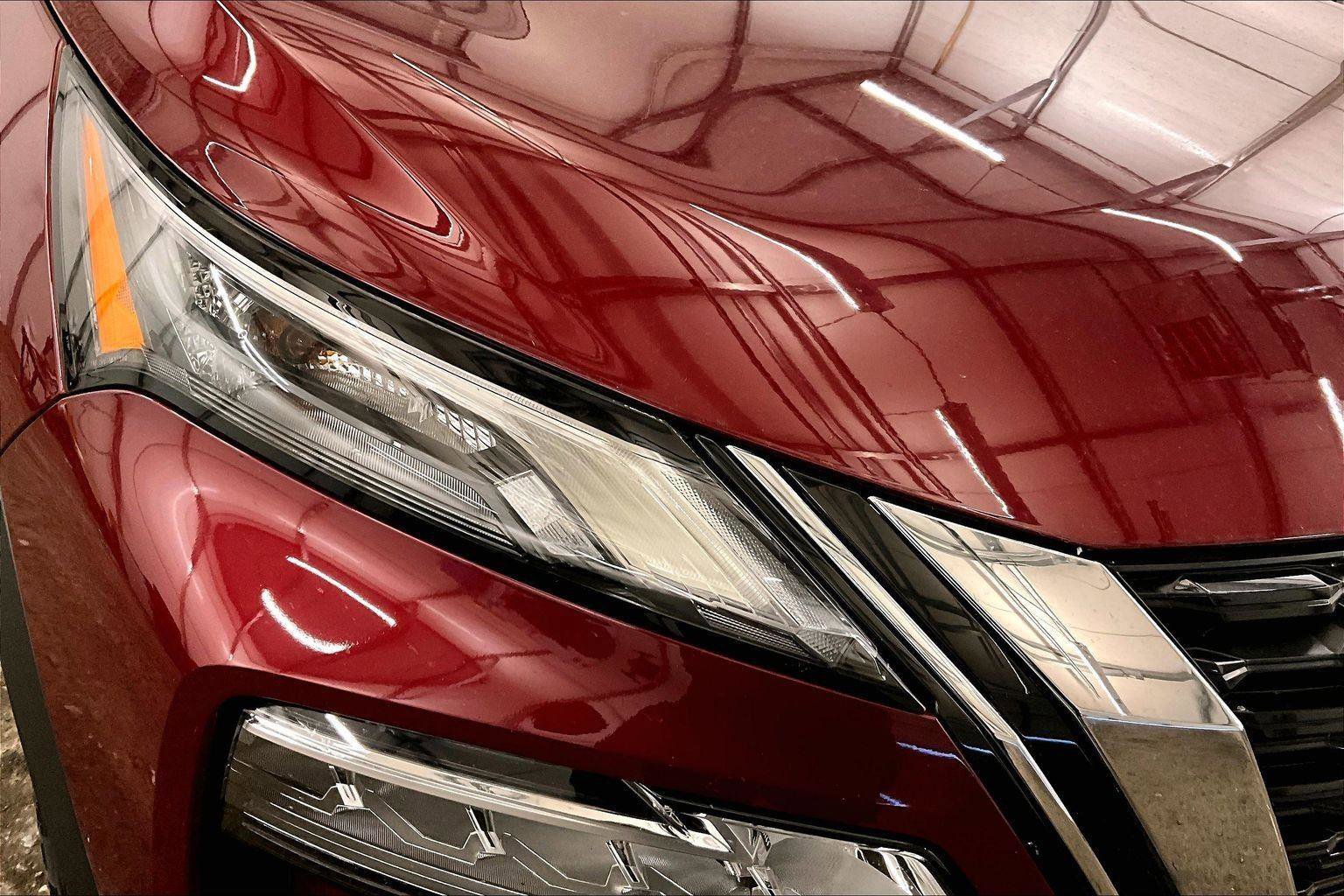 Used 2021 Nissan Rogue SV image 27