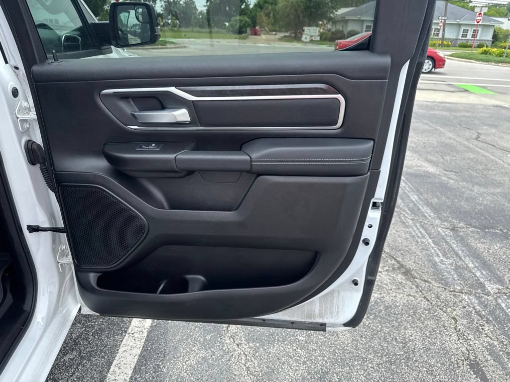Used 2023 RAM 1500 Big Horn AWD/4WD image 39