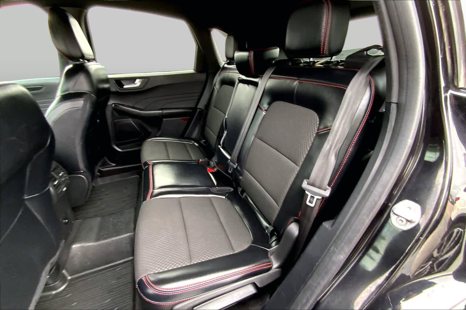 Certified 2023 Ford Escape ST-Line w/ Tech Pack #1 FWD image 19