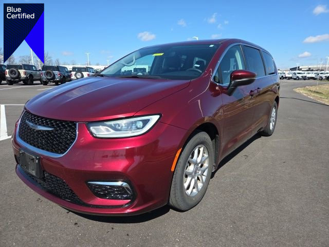 Used 2023 Chrysler Pacifica Touring-L image 1