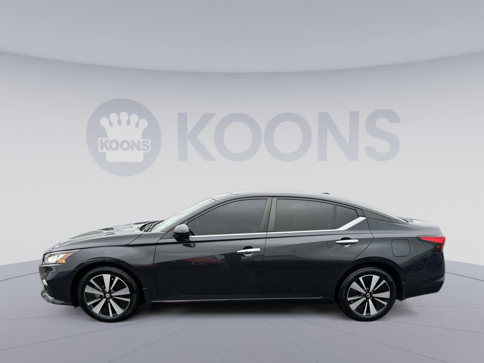 Used 2021 Nissan Altima 2.5 SV FWD image 13