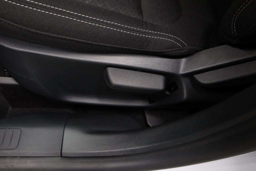 Certified 2025 Ford Escape Active w/ Cold Weather Package image 24